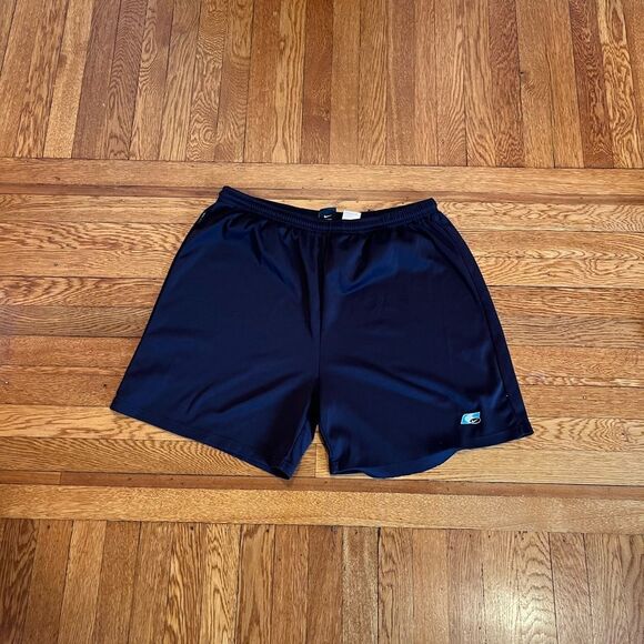 Y2K Nike shorts - Picture 1 of 5